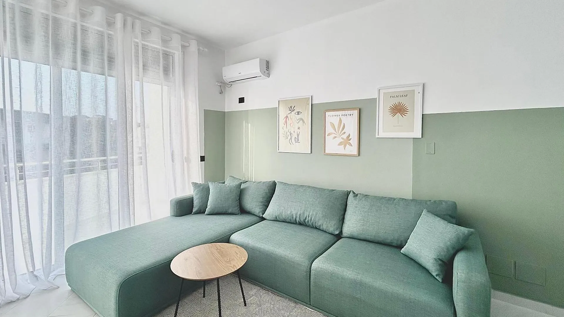 Apartment Lulu Suites- Lime Golem